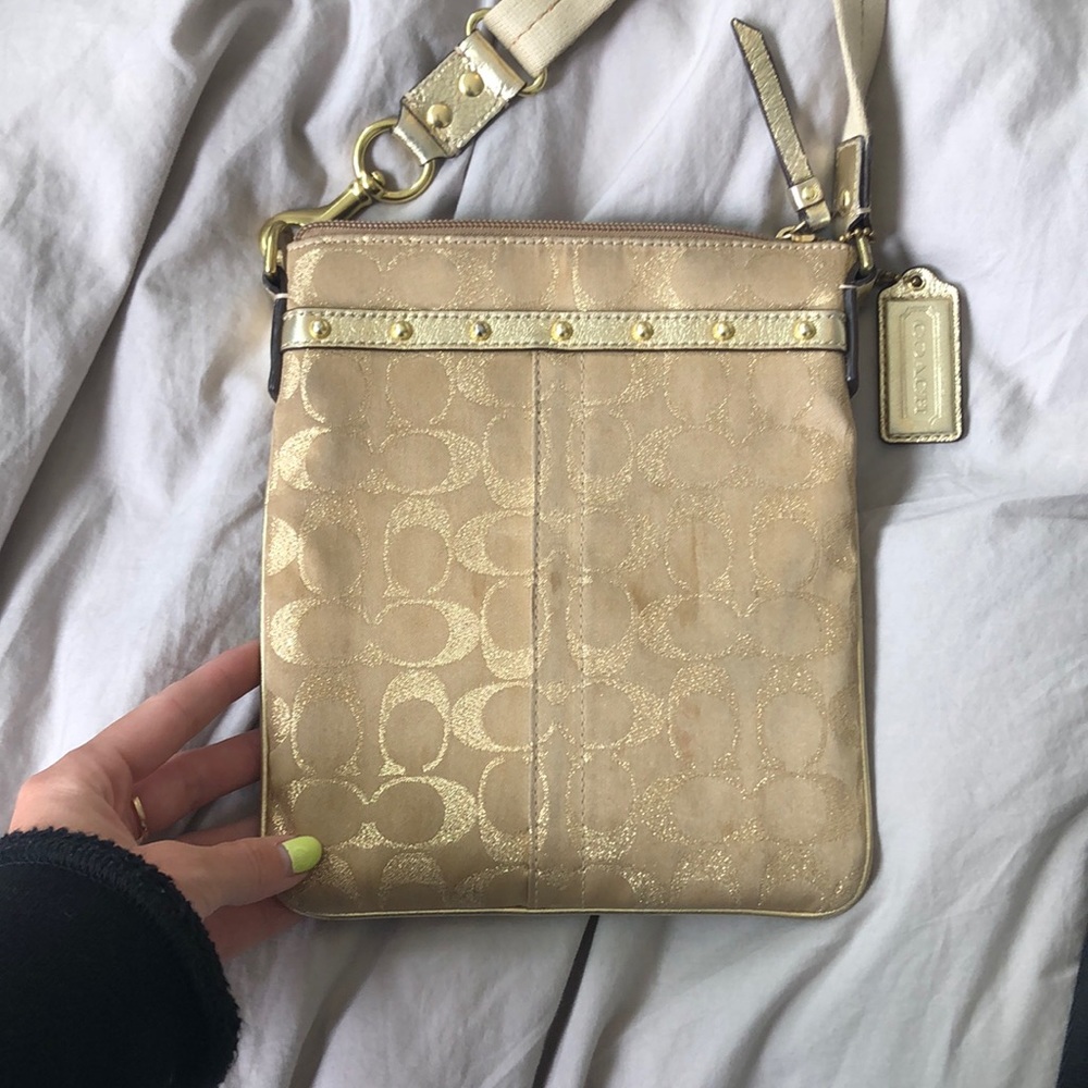 Super Cute Coach Crossbody